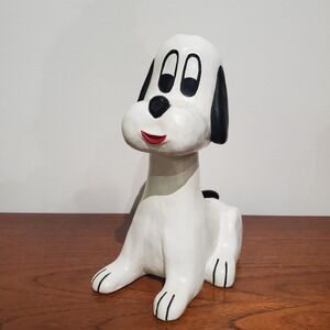 Vintage 1972 Continental 'Snoopy' like dog doorstop statue